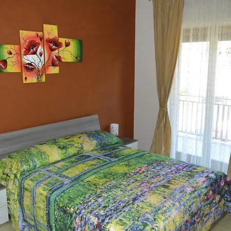 Glam House Monet Rometta Marea