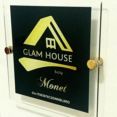 Glam House Monet アパート *